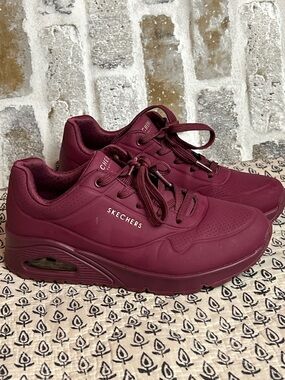 Skechers Uno Stand On Air Cushion Sneaker SN73690 in Plum Active Streetwear